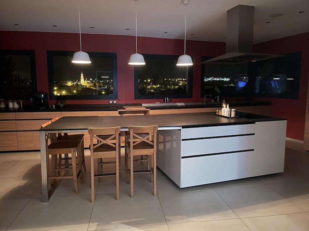 Grande Villa De Luxe Perigueux Bagian luar foto